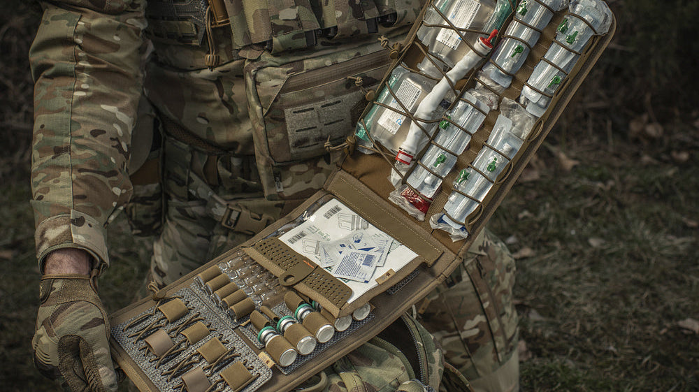 Do Military Medics Wear the Same Gear as Other Soldiers?