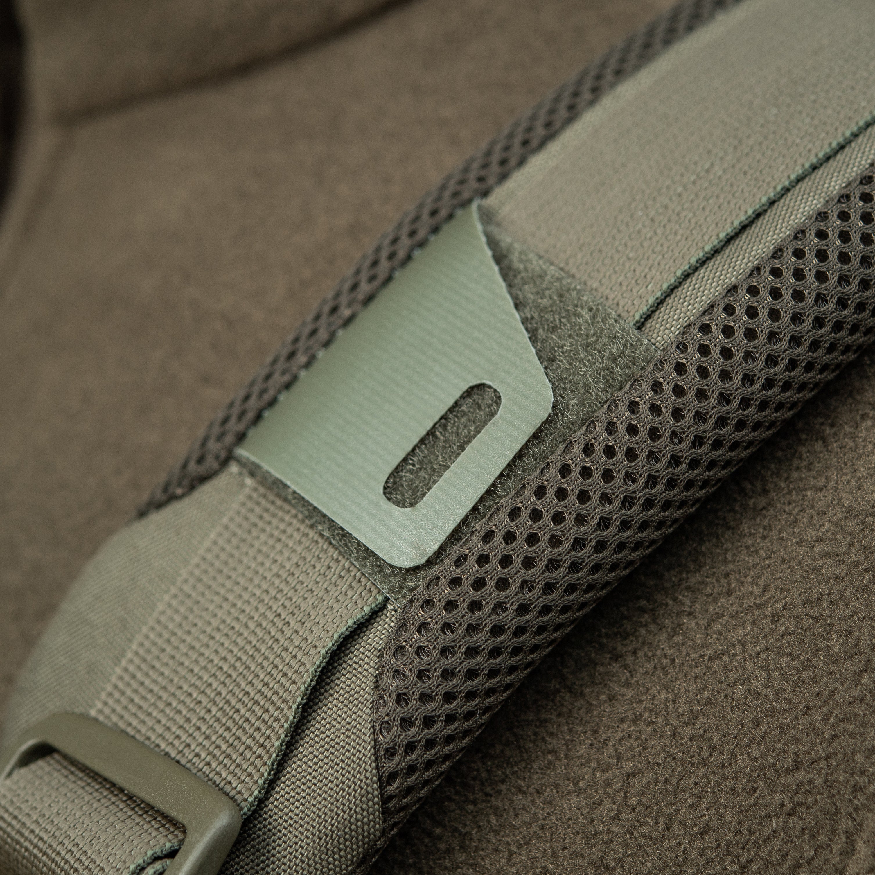 M-Tac damper on the shoulder strap - M-TAC