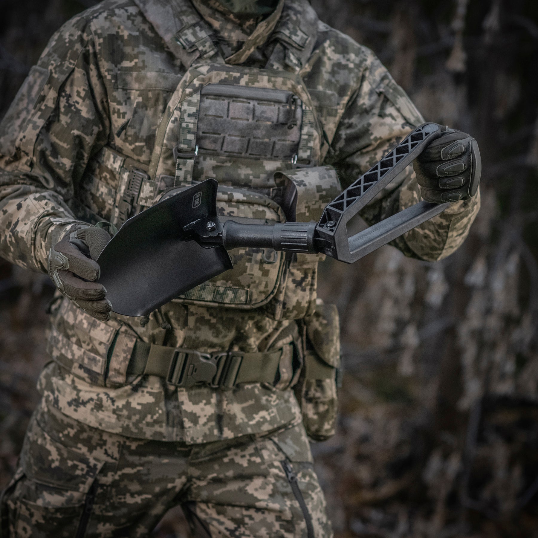 M-Tac Folding Shovel With Case Black - M-TAC