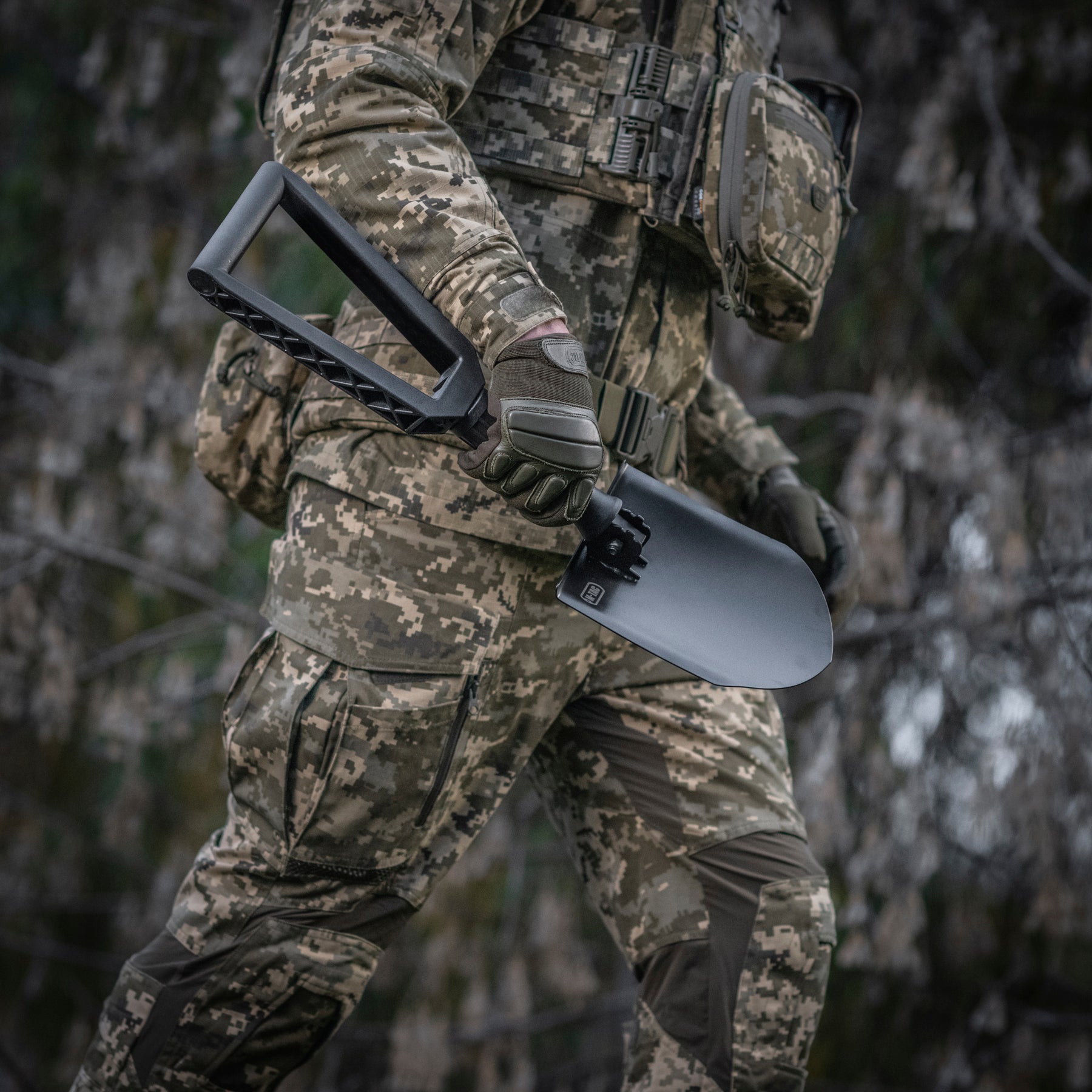 M-Tac Folding Shovel With Case Black - M-TAC