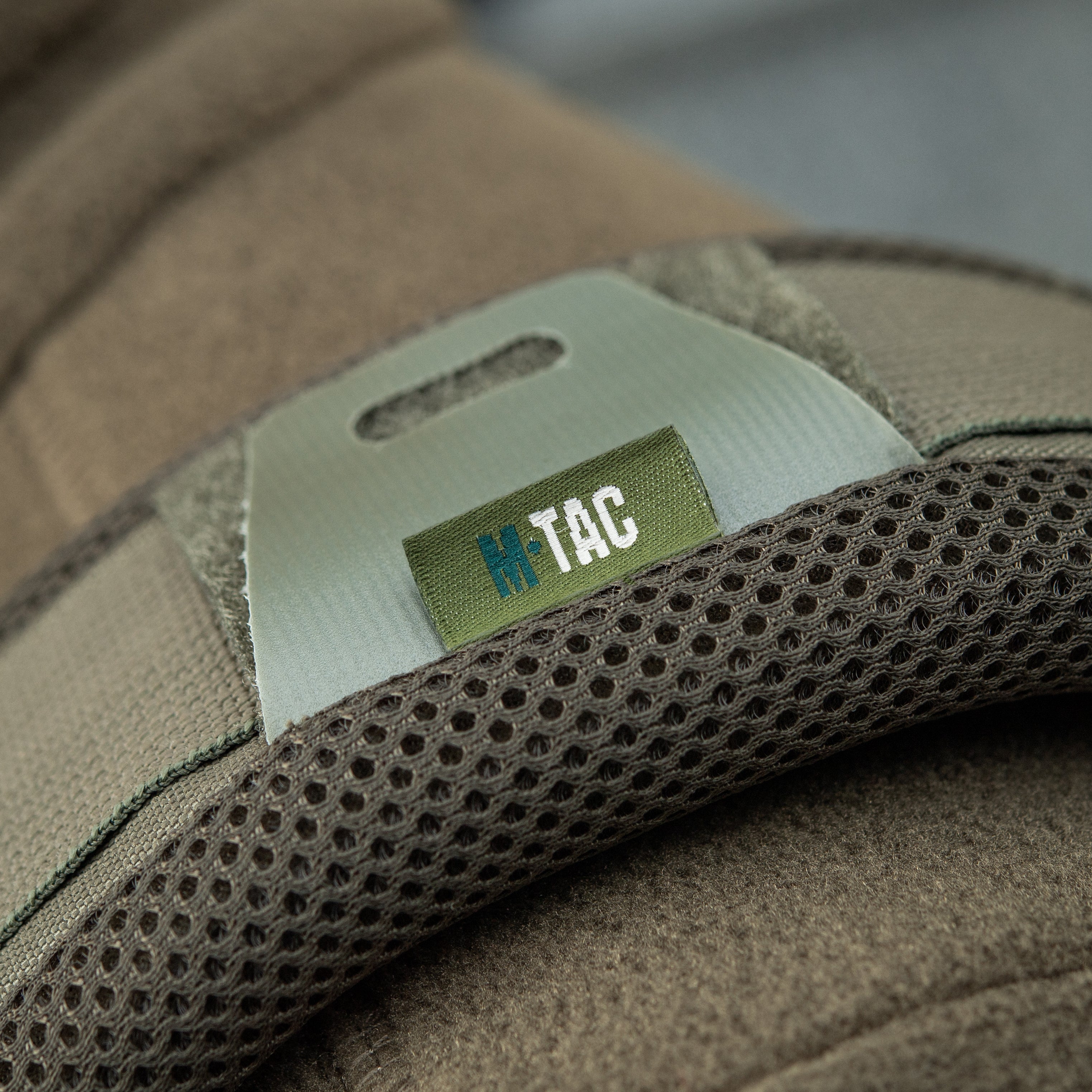 M-Tac damper on the shoulder strap - M-TAC