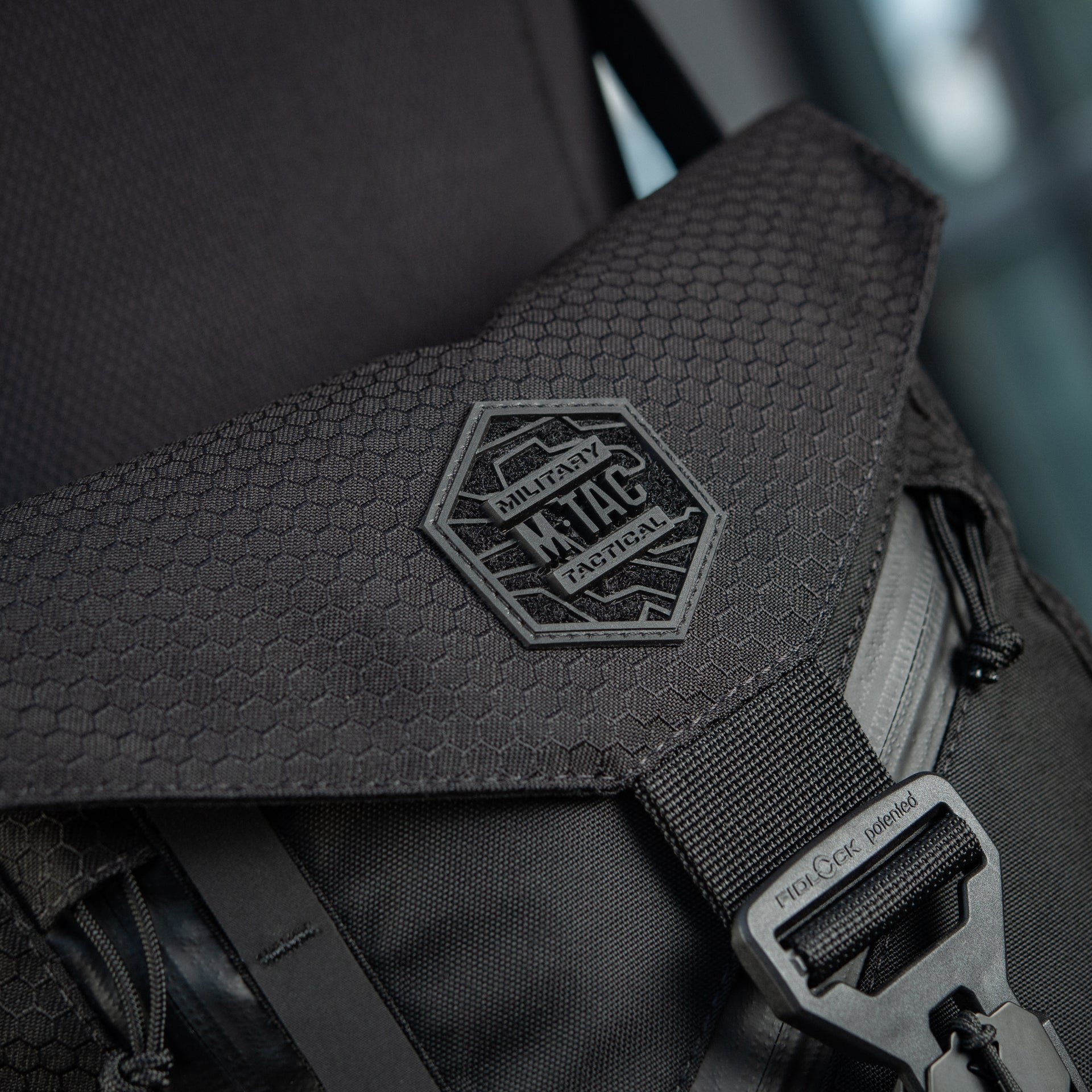 M-Tac Magnet Bag Elite Hex